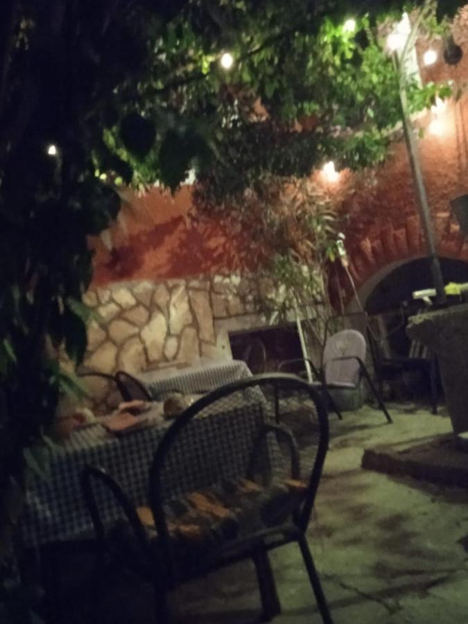 Apartman i Sobe Čule Cres Exterior foto