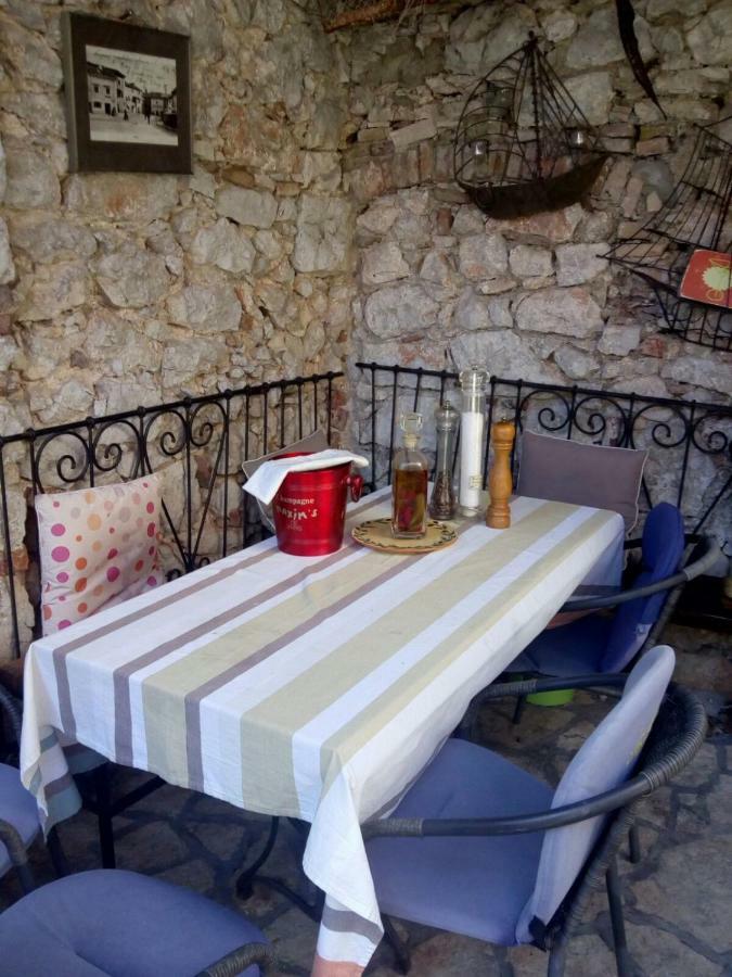 Apartman i Sobe Čule Cres Exterior foto